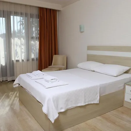 Hotel Binlik 3* Дальян