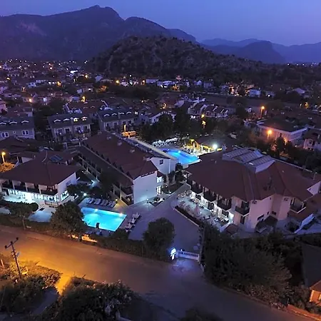 Binlik Hotel 3*